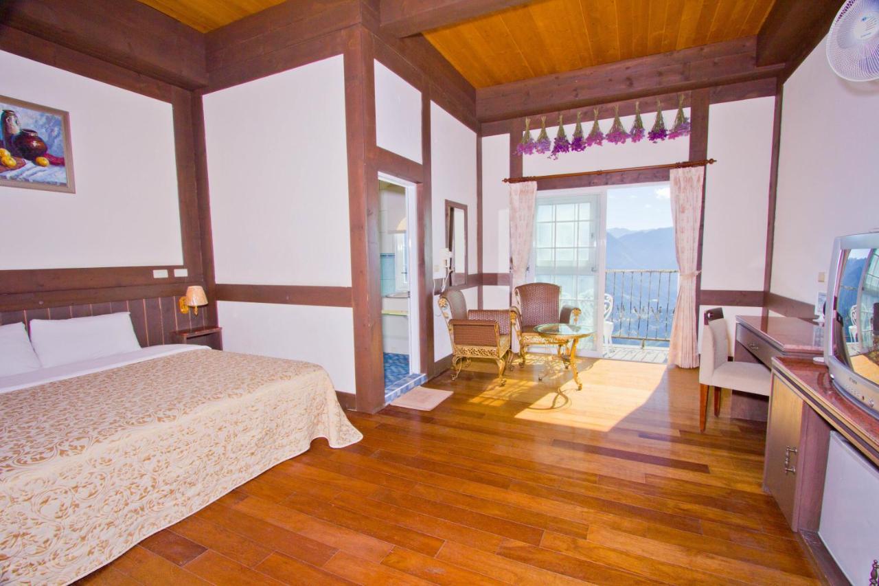 Maple Leave Holiday Villa Ренай Экстерьер фото