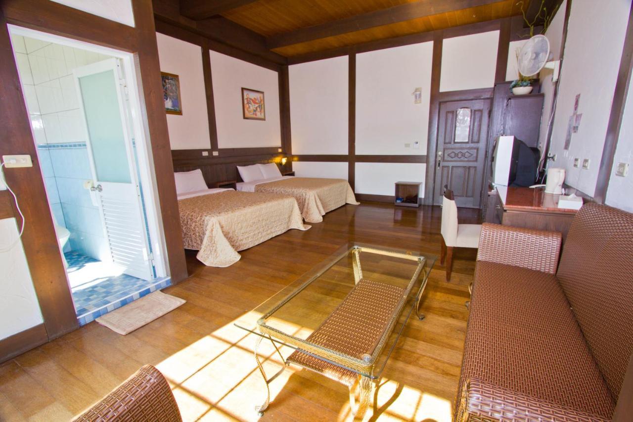 Maple Leave Holiday Villa Ренай Экстерьер фото